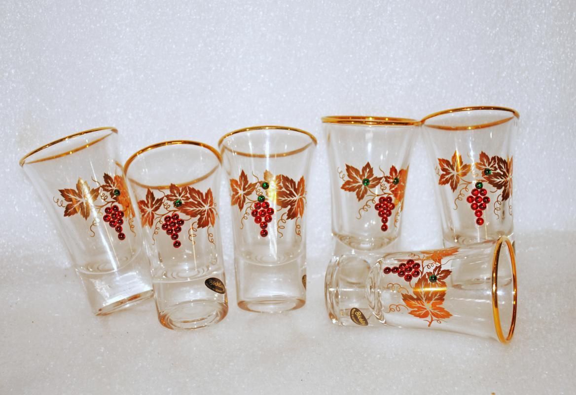 BOCKLING SHOT GLASS SET OF 7, GERMAN WITH SWAVROSKI CRYSTAL GRAPES & GOLD LEAF