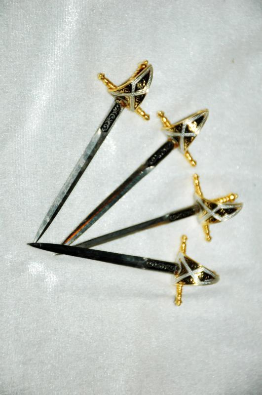 DAMASCENE SPANISH SWORDS HORS D'OEUVRE COCKTAIL APPETIZER 4 SWORD PICK BAR SET