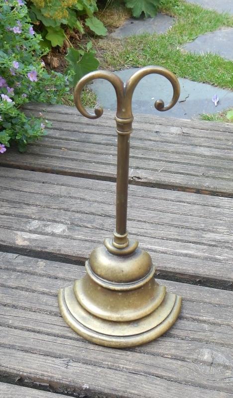 BRASS BELL SHAPED DOOR STOP DOOR PORTER BY WILLIAM TONKS & SON