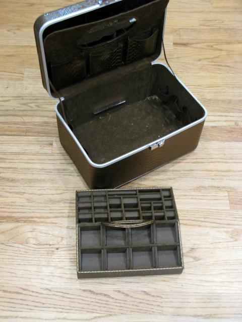 Cosmetic Train Case faux crocodile vinyl and lift out caddie