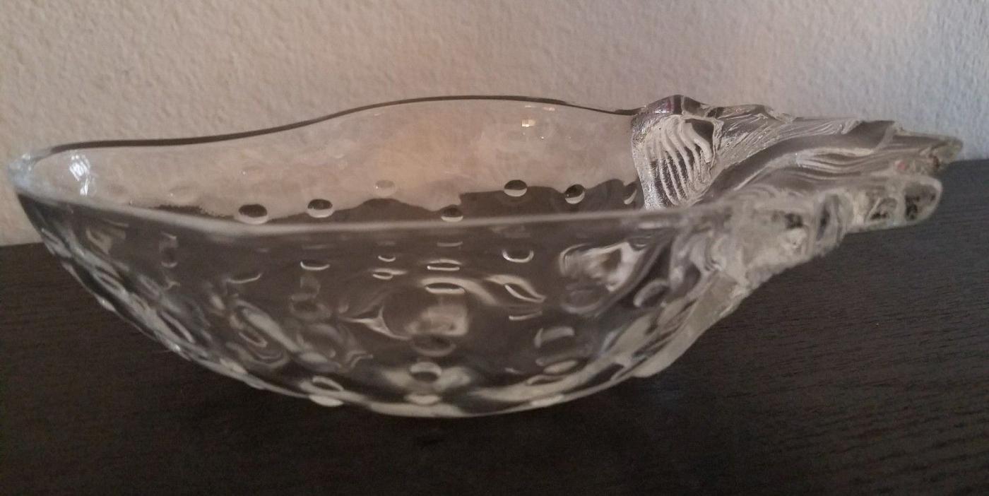 2 Matching Studio Nova Mikasa Crystal-Clear Glass Strawberry Bowls