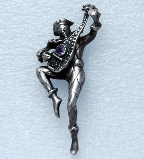 Sterling Amethyst Harliquin Mandolin PIN 30 gms
