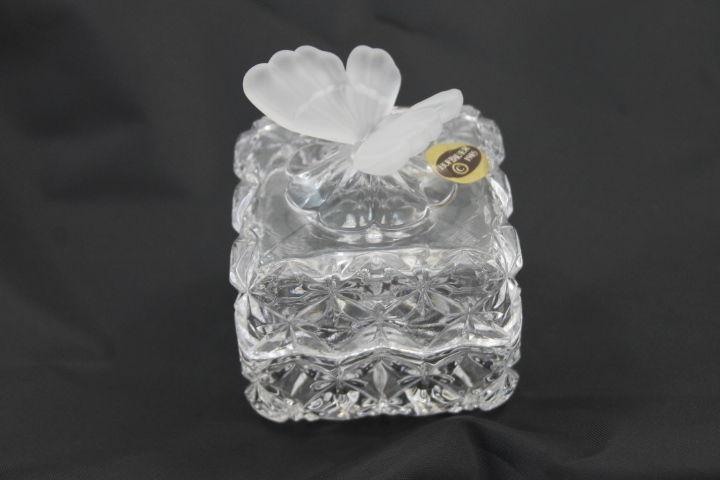 Hofbauer Butterfly Crystal Box 1985, Frosted Butterfly on Cut Crystal Trinket Box Rare Item