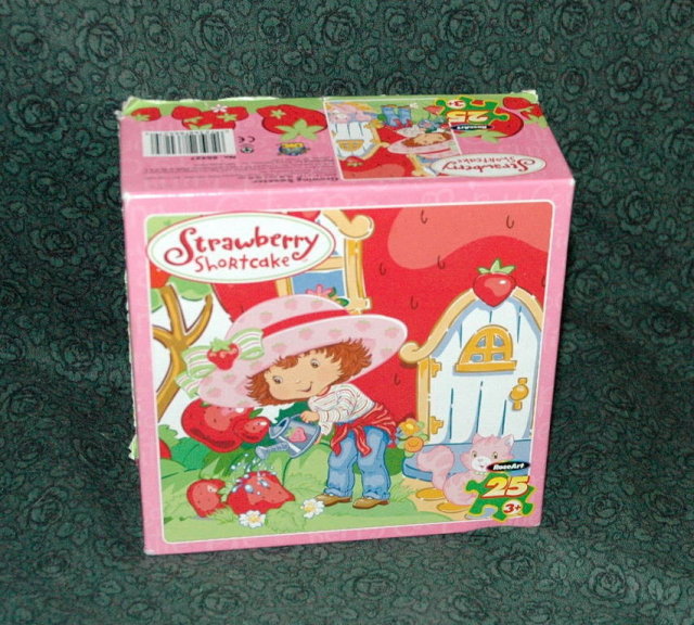 25 pc Strawberry Shortcake Puzzle. Free Shipping in the USA