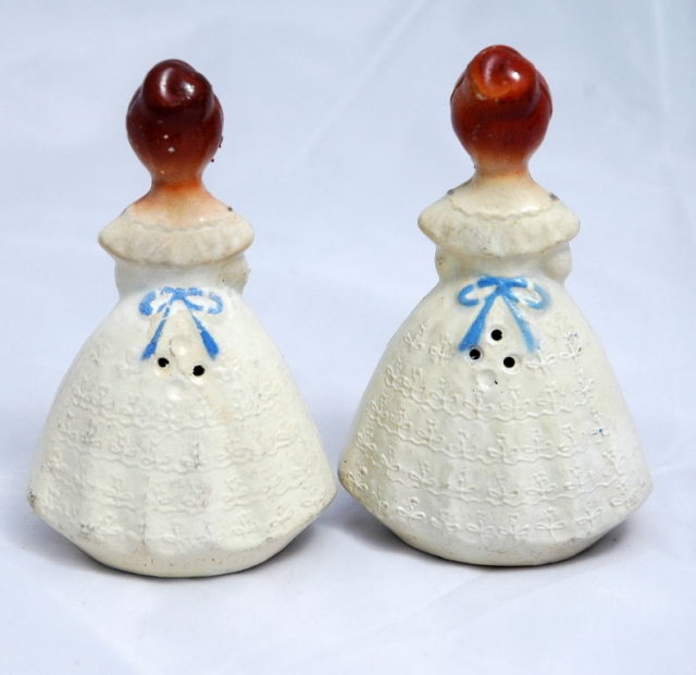 Plastic or compositoin Praying Church Ladies Salt and Pepper Shakers