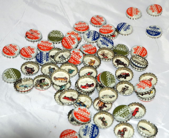 71 FAXE KORAL Denmark Soda Cown Caps cars