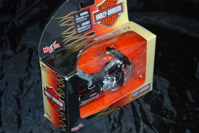 Maisto - Harley-Davidson Motorcycles Series 22 Die Cast 1:18