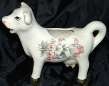 Vintage Hand Painted Ceramic Cow Creamer