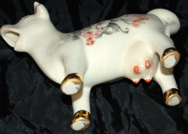 Vintage Hand Painted Ceramic Cow Creamer
