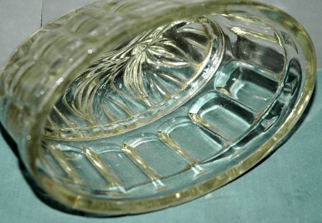 Old Depression Glass Jello or Gelalin Mold