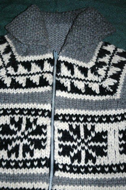 Genuine Canadian Cowichan n Sweater 100% Hand