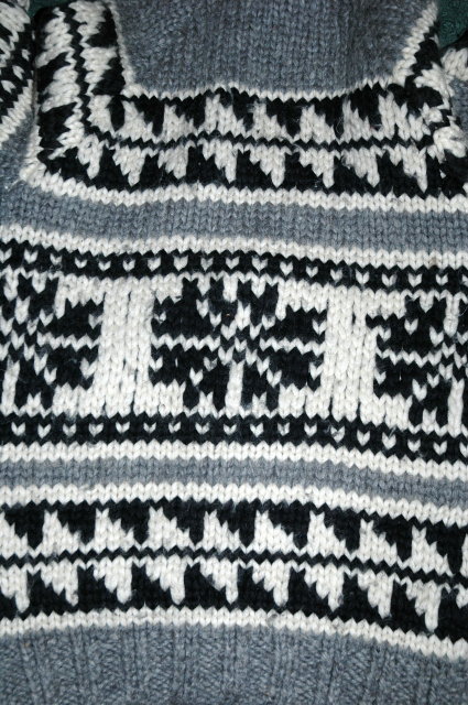 Genuine Canadian Cowichan n Sweater 100% Hand