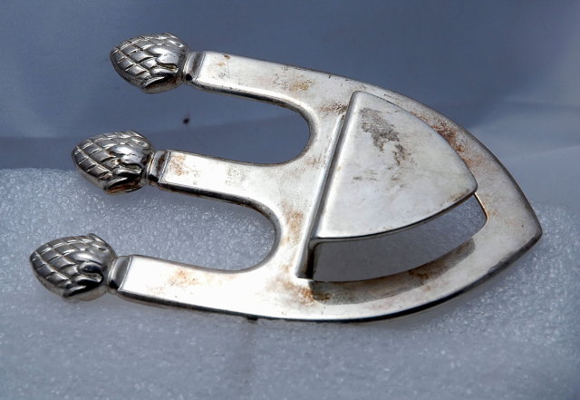 Sheffield Company Pineapple 3 spire silver plate CASSEROLE SPOON REST