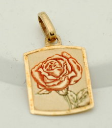 14K Gold enamel rose pendant 1.6 Grams