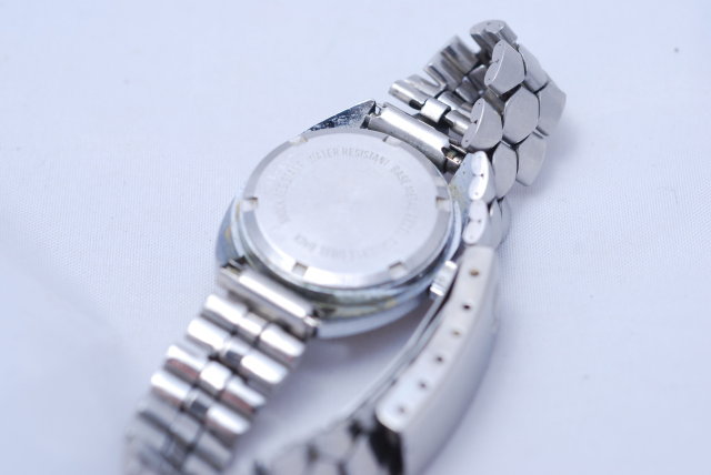 Vintage Ladies Stellaris 17 Jewel Watch /Red Second hand
