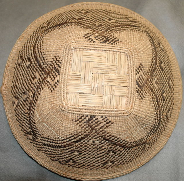 Finely woven vintage Sangwe Reed basket *Price Reduced!*