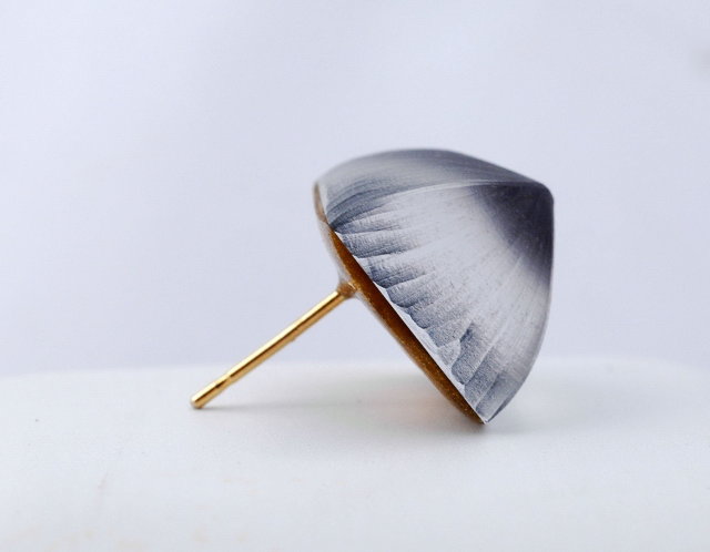 Alexis Bittar Hand Alexis Bittar Carved Lucite Puffed Pyramid Post Earrings