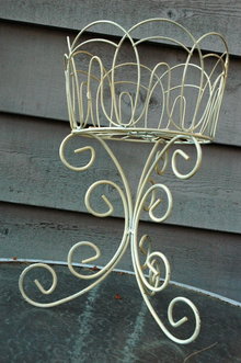 Plant Stand Plant Holder Metal Vintage Garden Shabby Chic