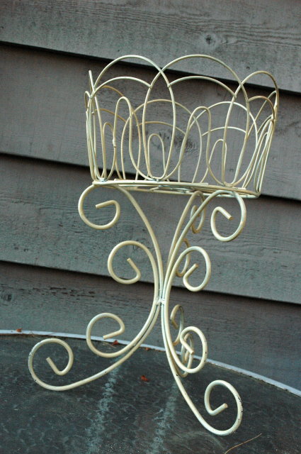 Plant Stand Plant Holder Metal Vintage Garden Shabby Chic