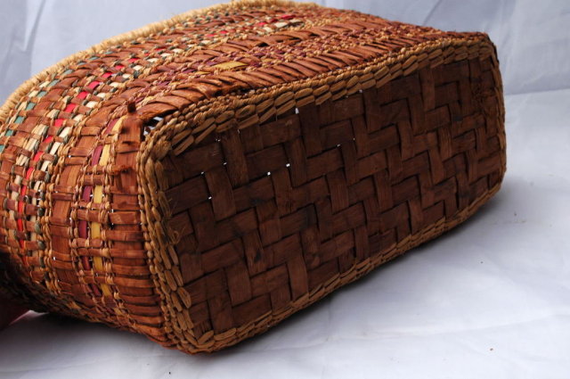 Makah Woven Cedar Basket Early 1900's Northwest Native American Tribe