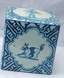Old Tin Hunting theme blue white with hinged lid