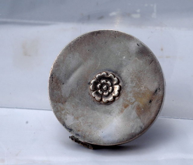 Old Silver Compact with powder from France