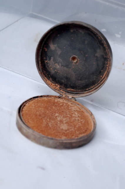 Old Silver Compact with powder from France
