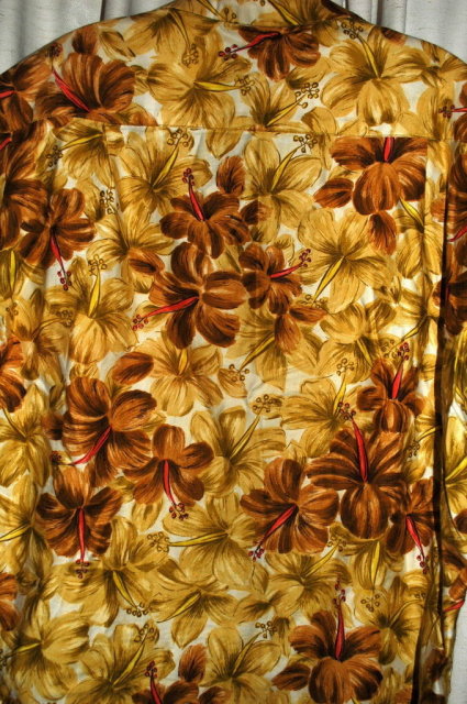 Vintage Royal Hawaiian Shirt 100% cotton