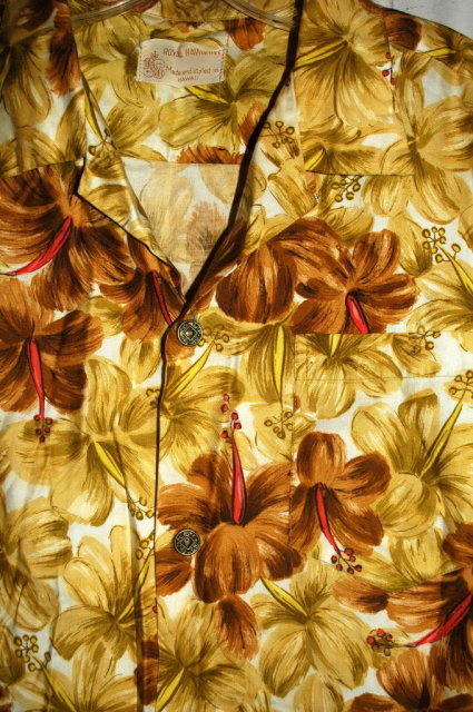 Vintage Royal Hawaiian Shirt 100% cotton