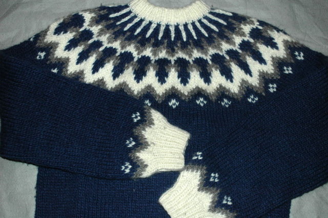 Icelandic Wool Ski Sweater, Hand Knit Blue and White Gray LARGE
