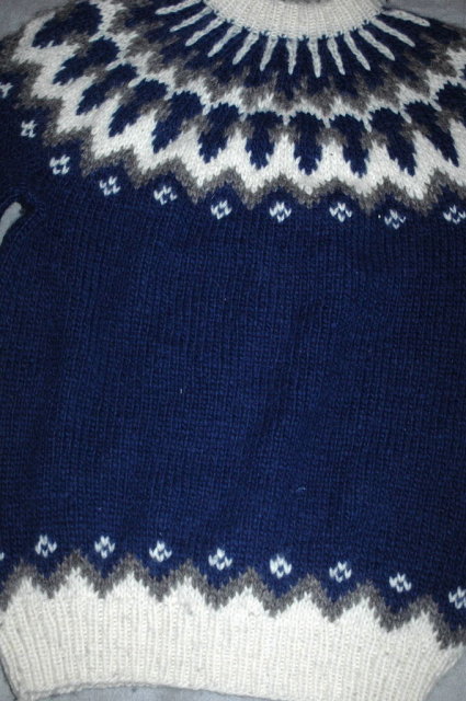 Icelandic Wool Ski Sweater, Hand Knit Blue and White Gray LARGE