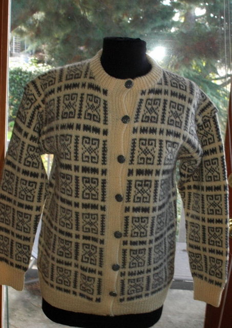 Husfliden Steinkjer Norwegian Cardigan sweater hand made in Norway 100% wool