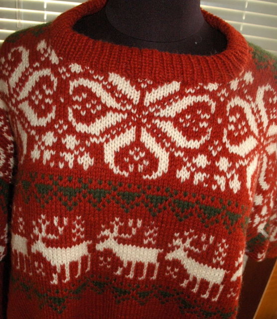 Norwegian Sweater, Handknit Wool by Saga with Reindeer sz XL