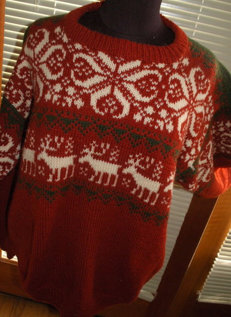 Norwegian Sweater, Handknit Wool by Saga with Reindeer sz XL