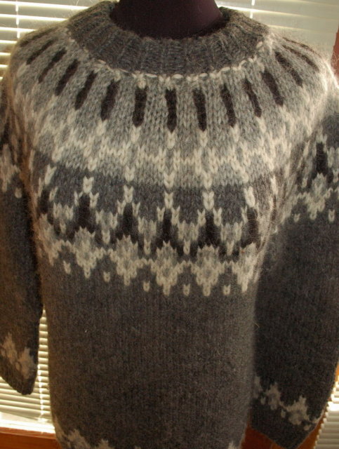 Icelandic Wool Sweater by Samband of Iceland Icelook size Small