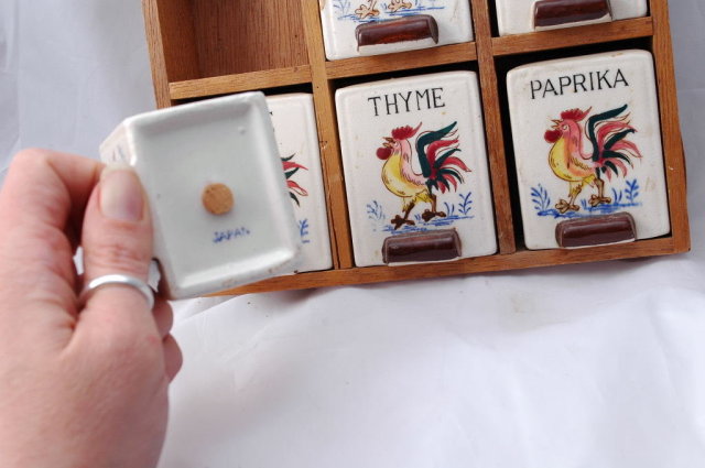 Rooster Spice Jars in Wood Rack 1950's Freoroberts Company, San Francisco