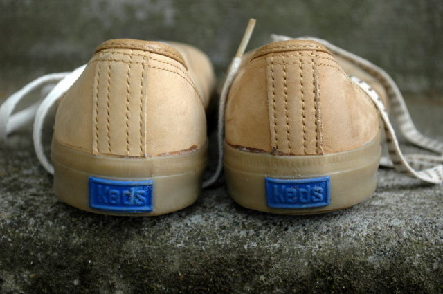 Vintage Sneakers Tan Suede Keds Woman's Size 9 * PRICE REDUCED !*