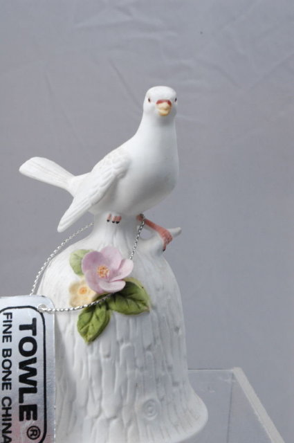 Towle Fine Bone China Bird Bell with tag