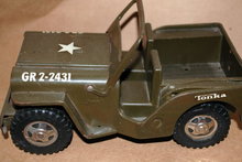 Vintage Tonka Toy Army Jeep GR 2-2431.