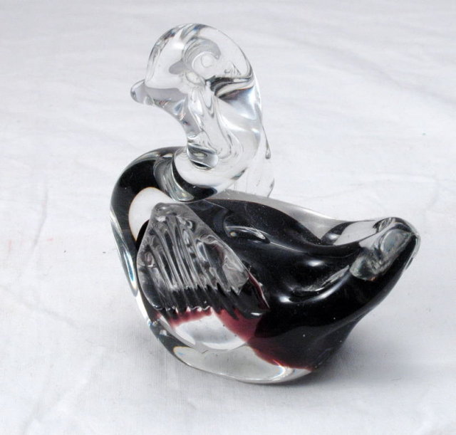 FM Konstglas Swan Paperweight Clear & Garnet RED / RONNEBY Sweden
