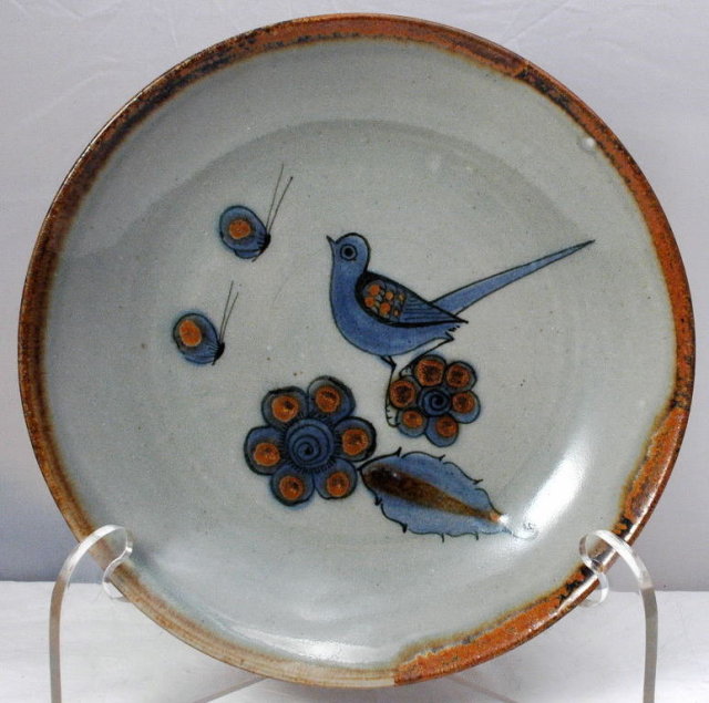Tonala Mexican Stoneware Pottery Dish Signed KE 8.5