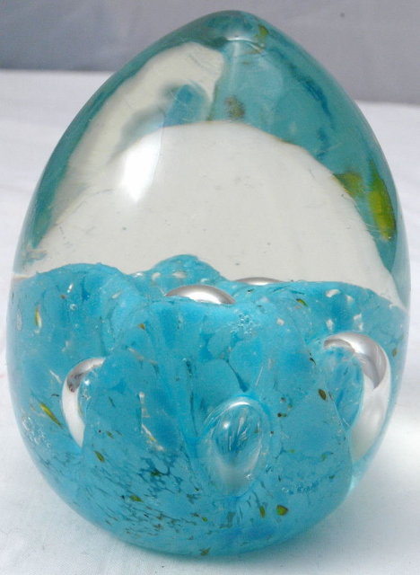 Norcrest Bubble Glass Paperweight 3.5