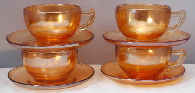Jeannette Glass Cup Saucer Set of 4 Gold Luster-ware Carnival