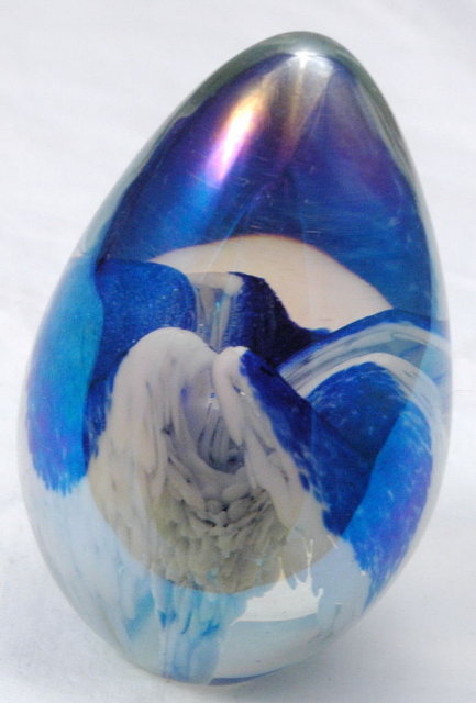Hand blown Art Glass Paperweight Egg Beautiful Blue White Clear Oval