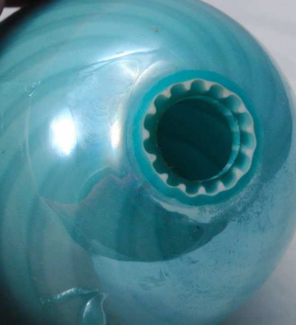 I. Rice Glass Perfume Bottle Hand Blown Art Glass * PRICE REDUCED !*