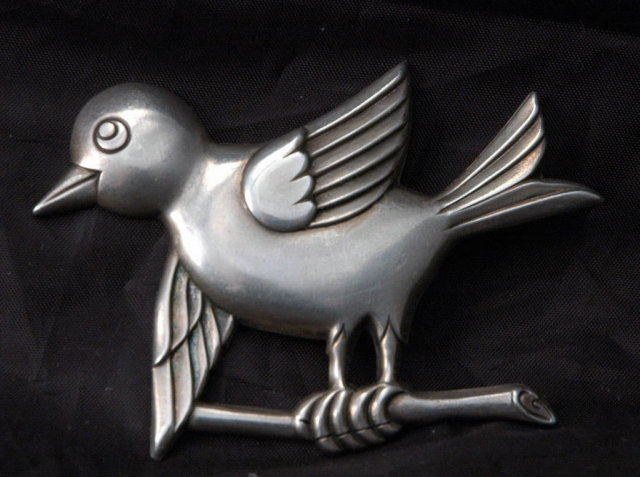 TRUART Sterling Silver Large Bird on Branch Pin Brooch