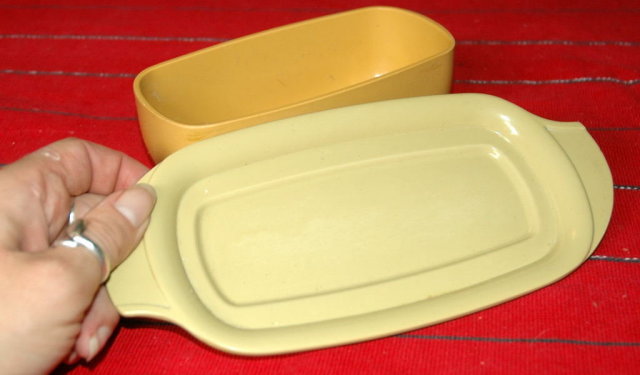 Vintage Melmac Yellow Butter Dish with style * PRICE REDUCED !*