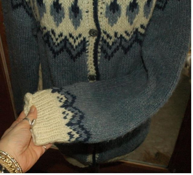 Icelandic Wool Cardigan Sweater,Handknit Blue/White large