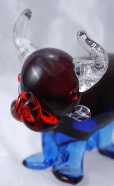 Murano Hand Blown Glass Bull Paper Weight Blue and Red