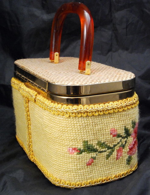 Vintage 60's Julius Resnick JR Florida Needlepoint Box Purse with Lucite Handle